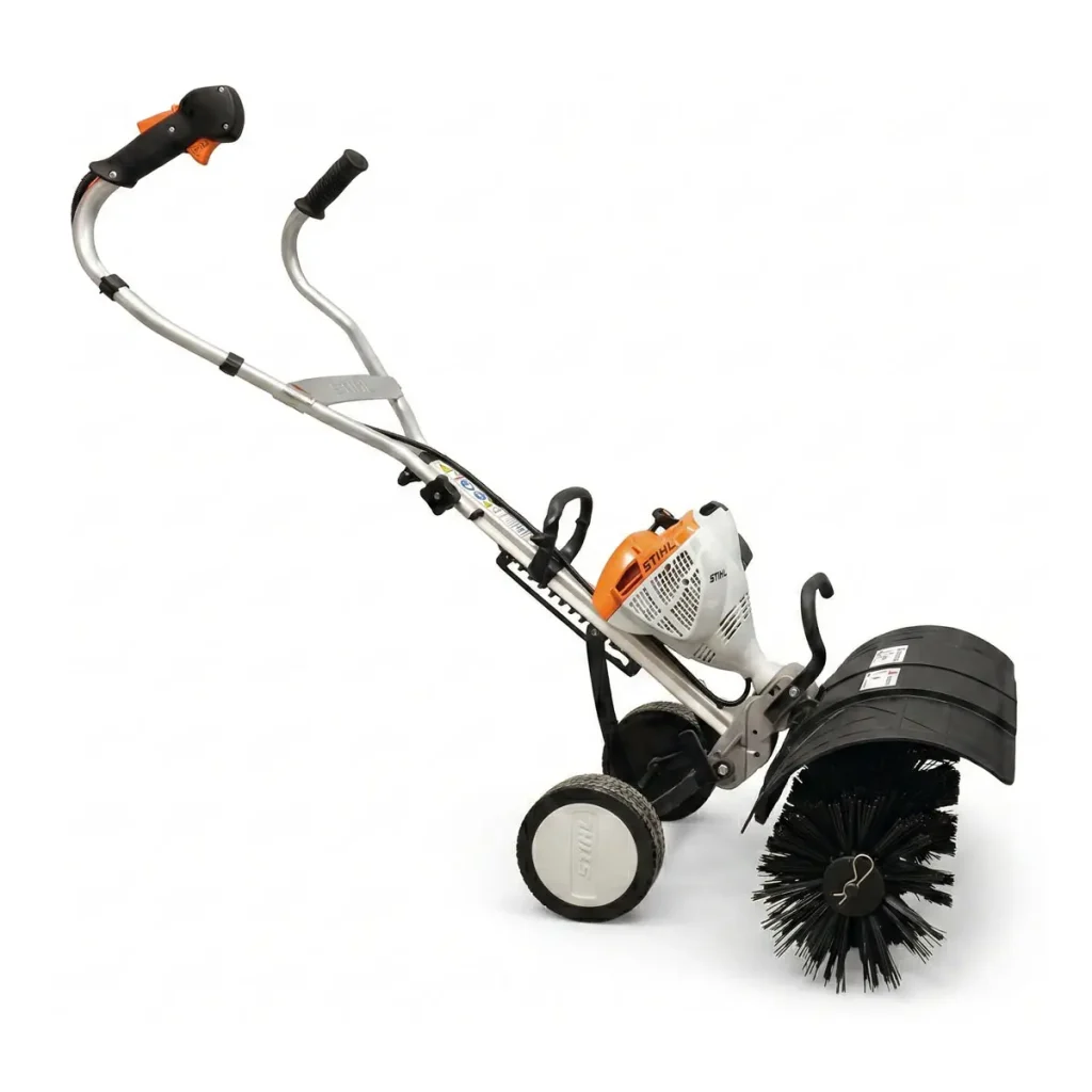 Location Brosse motorisée YARD BOSS®